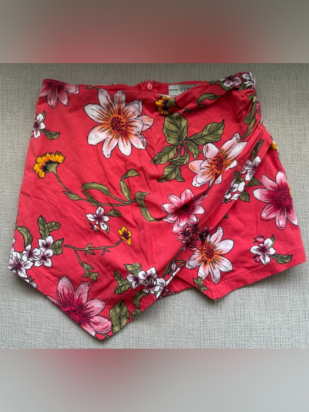 Guess Floral Coral Women’s Shorts-Skirt